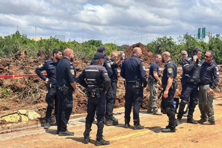 US Launches Airstrikes on Yemen in Response to Ben Gurion Airport Missile Attack - The State Signal