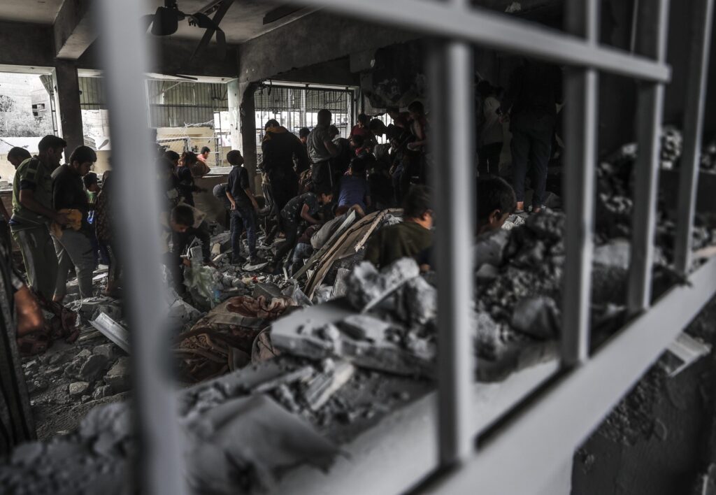 Israeli Strike on Jabalia School Housing Palestinians in Gaza Kills at Least 15 - The State Signal Israeli Strike on Jabalia School Housing Palestinians in Gaza Kills at Least 15 - The State Signal
