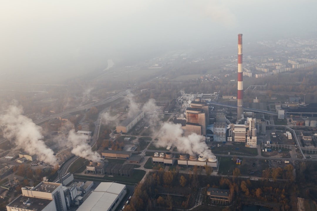 Russian Fossil Fuel Exports to EU to Face Ban by 2027 - The State Signal