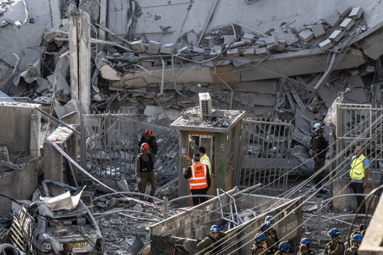 Israel-Iran Conflict Latest Updates: Iran's IRGC Intelligent Officials Killed in Israeli Attack and More Stories - The State Signal