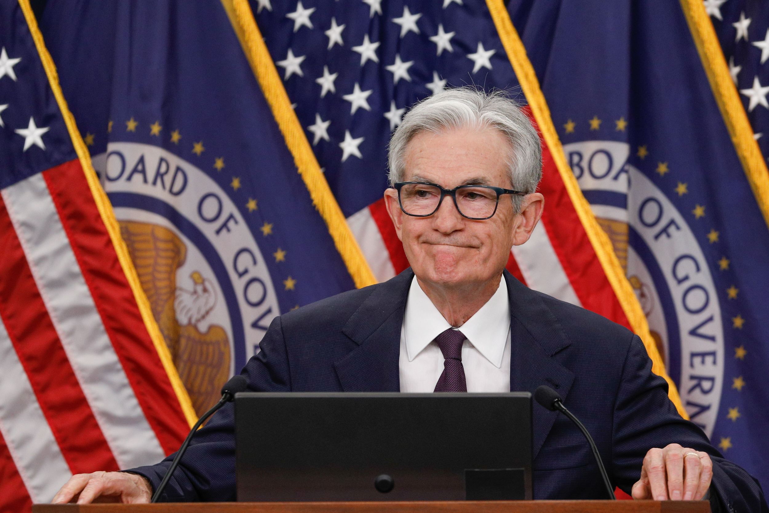Trump Calls for Federal Reserves Chairman Resignation - The State Signal