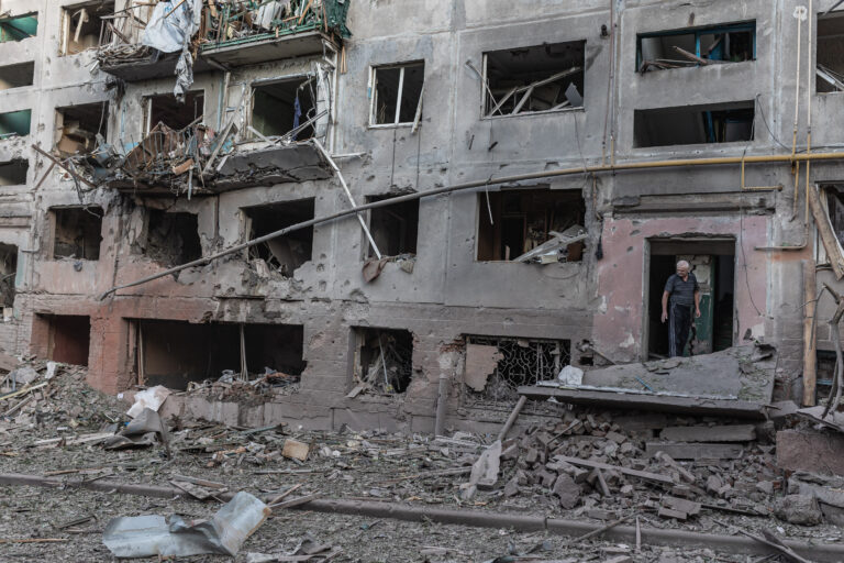 Russian Attack on Kyiv Kills 2; Zelenskyy - The State Signal
