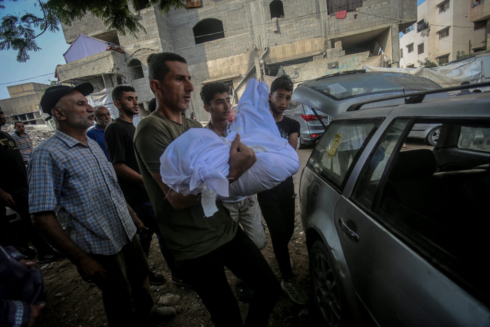 Latest Israeli Attacks in Gaza Kill Over 9 - The State Signal