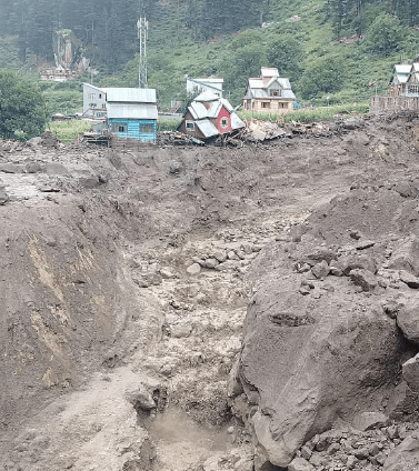 Cloudburst Strikes in Jammu and Kashmir Kills 12 - The State Signal