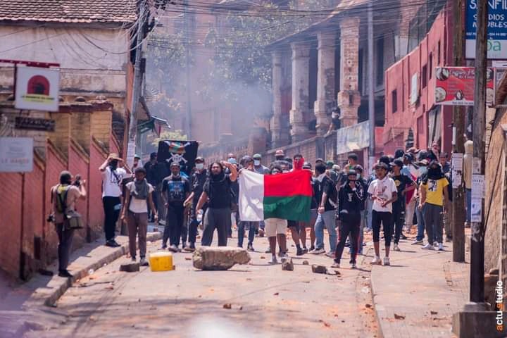 Madagascar Government Dissolved by President After Protests Madagascar Government Dissolved by President After Protests - The State Signal