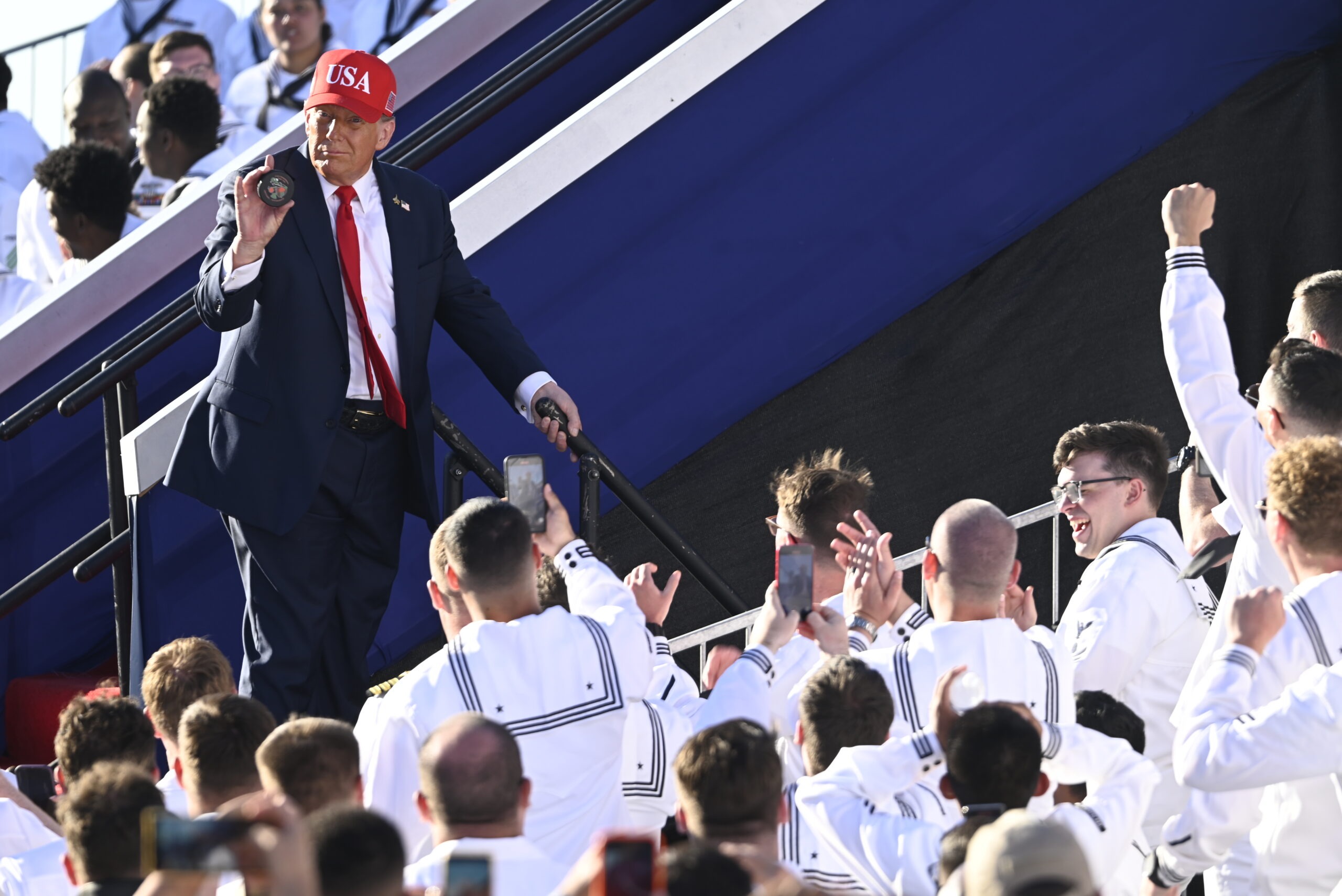 Mass Federal Layoffs to Target Democrat-Oriented Individuals; Trump Mass Federal Layoffs to Target Democrat-Oriented Individuals; Trump - The State Signal