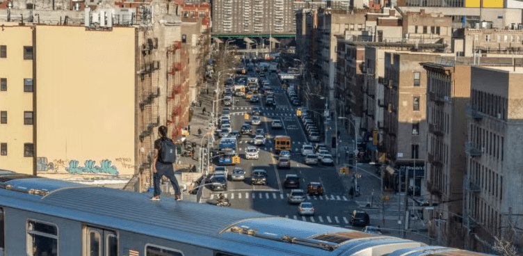 New York Subway Surfing Leaves 2 Dead - The State Signal