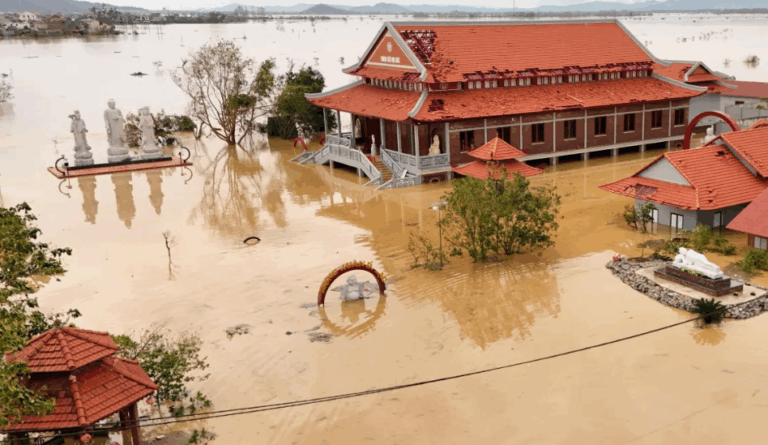 Typhoon Bualoi Have Killed 7 in Thailand - The State Signal