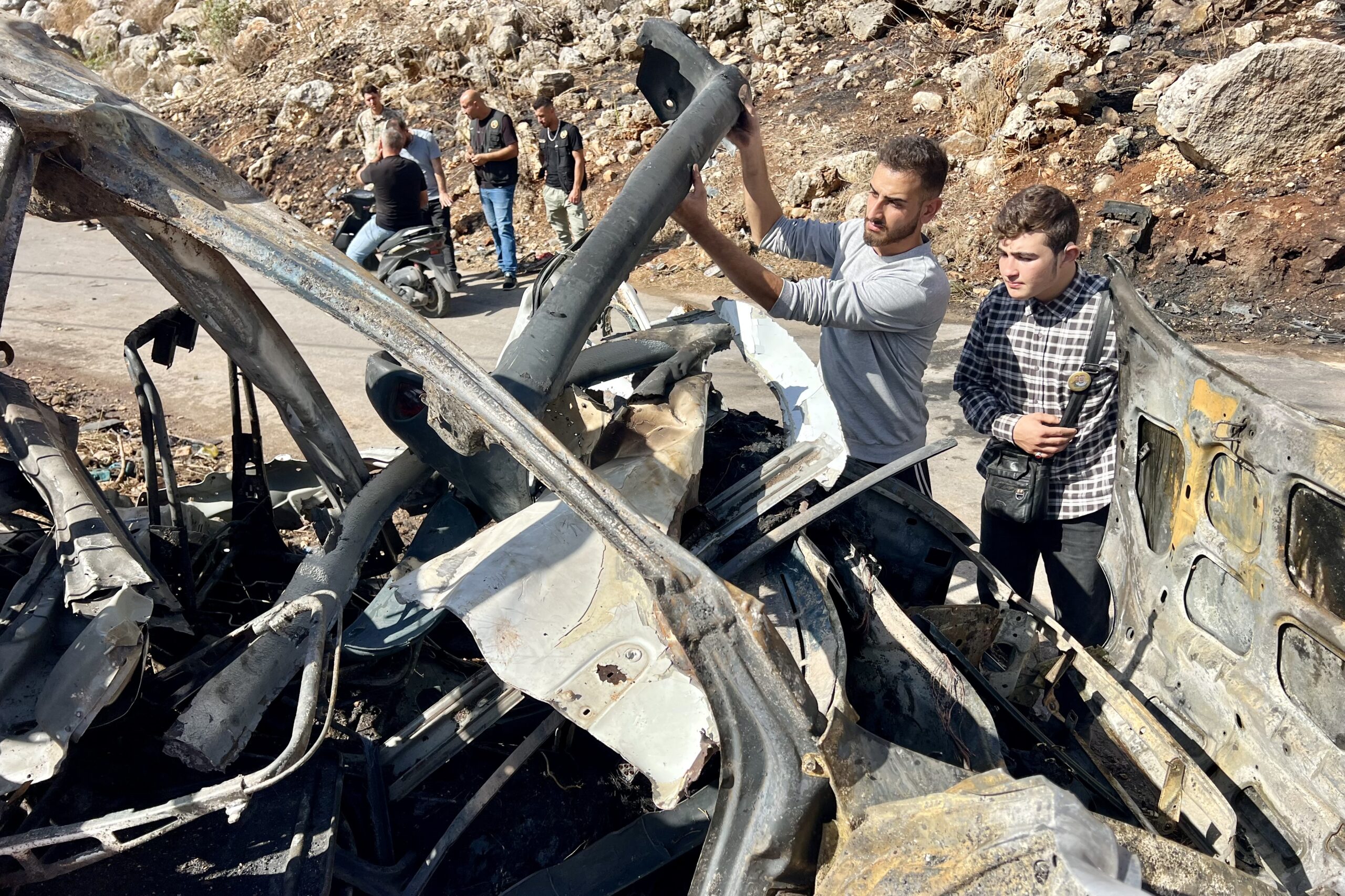 Israeli Airstrike on Southern Lebanon Kills 4 - The State Signal