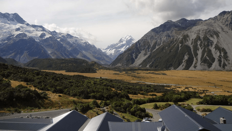 2 Mountain Climbers Die on New Zealand's Aoraki Mount Cook - The State Signal