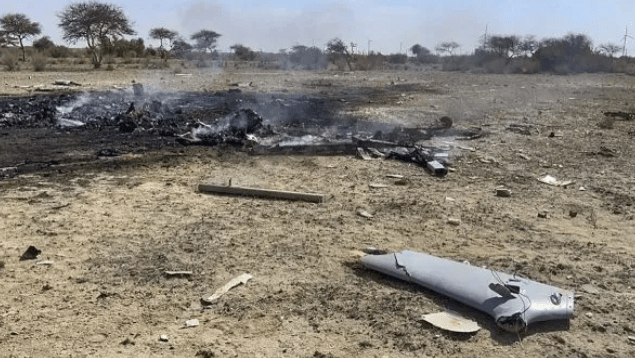 Indian Air Force Trainer Aircraft PC-7 Pilatus Crashes in Chennai - The State Signal