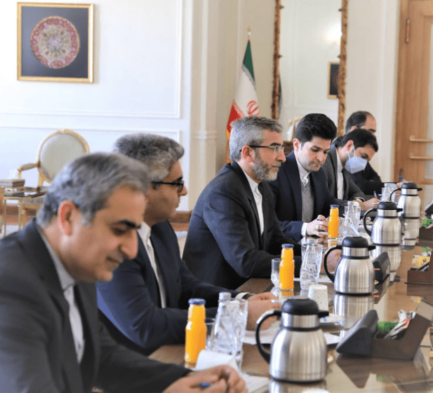 Iran Doesn't Seek Nuclear Weapons, Ready for Peaceful Deal; Deputy FM Iran Doesn't Seek Nuclear Weapons, Ready for Peaceful Deal; Deputy FM - The State Signal