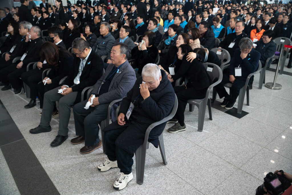 South Korean President Offers Public Apology on First Anniversary of Jeju Air Crash - The State Signal