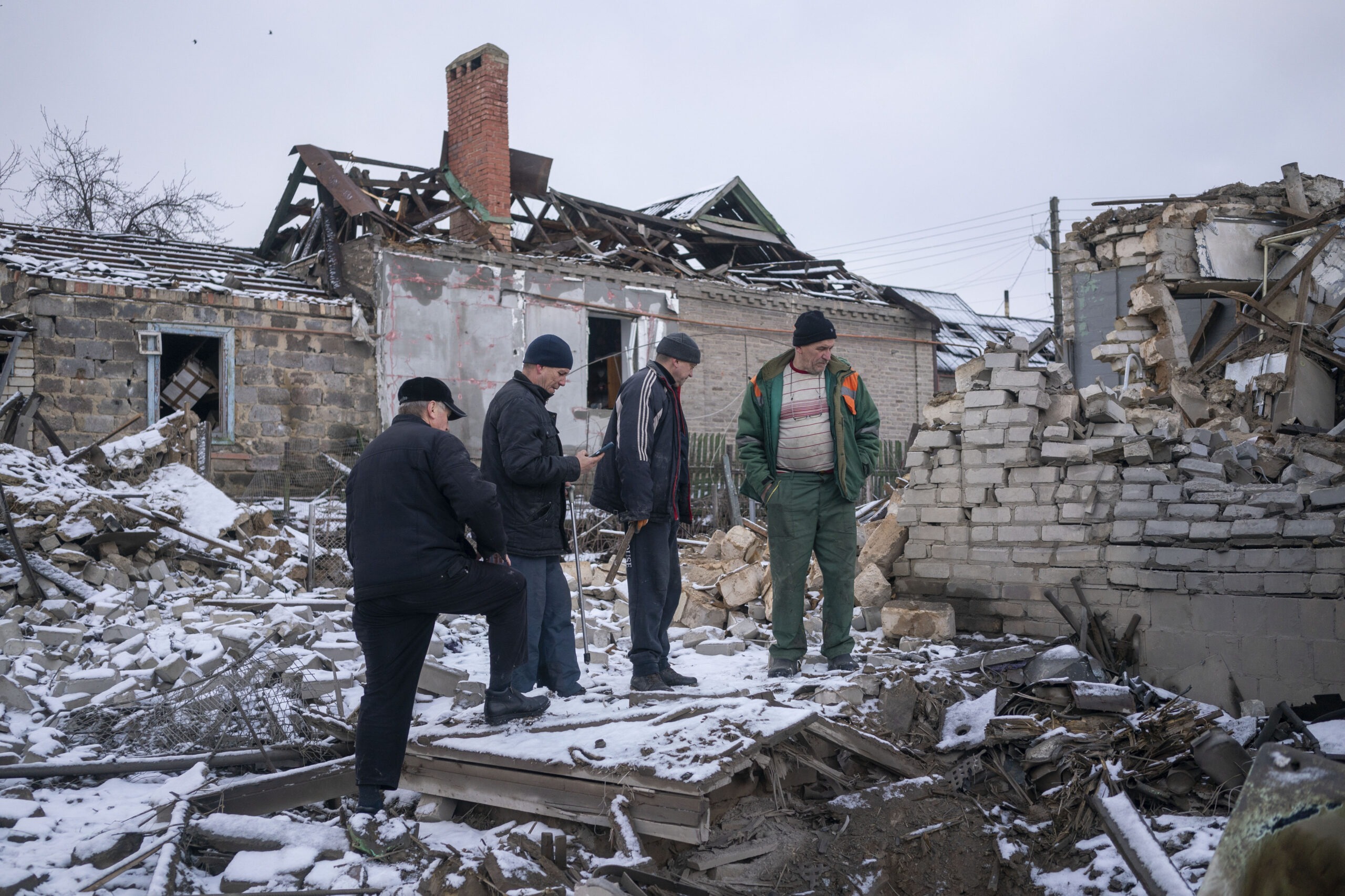 2 Killed in Overnight Russian Attack on Kyiv, as Moscow Claims New Settlement - The State Signal