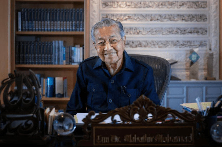 Former Malaysian Prime Minister Mahathir Mohamad Hospitalized Former Malaysian Prime Minister Mahathir Mohamad Hospitalized - The State Signal