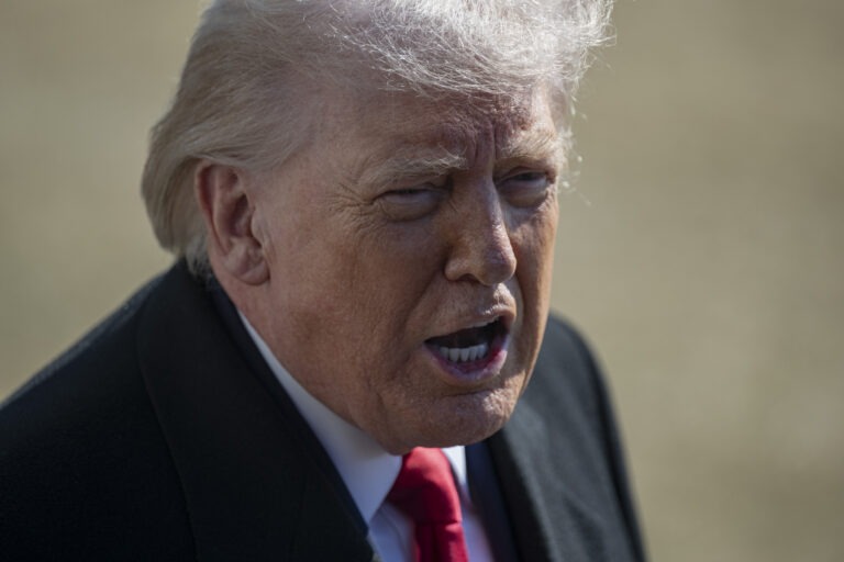 Donald Trump Supports a US Regime Change in Iran - The State Signal