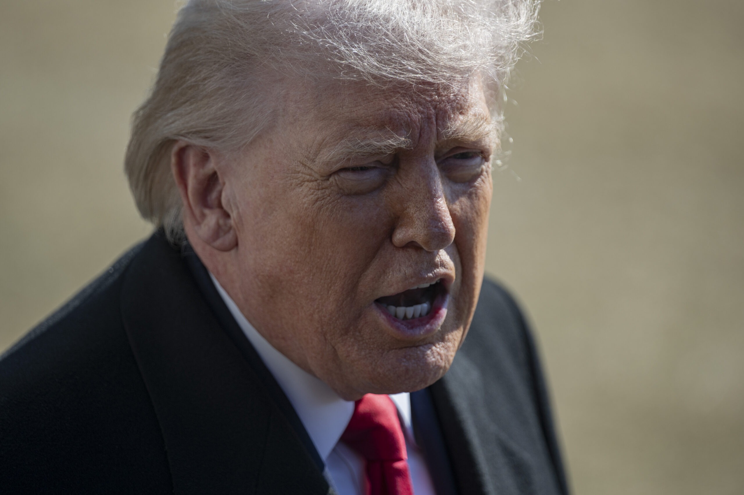 Donald Trump Supports a US Regime Change in Iran - The State Signal