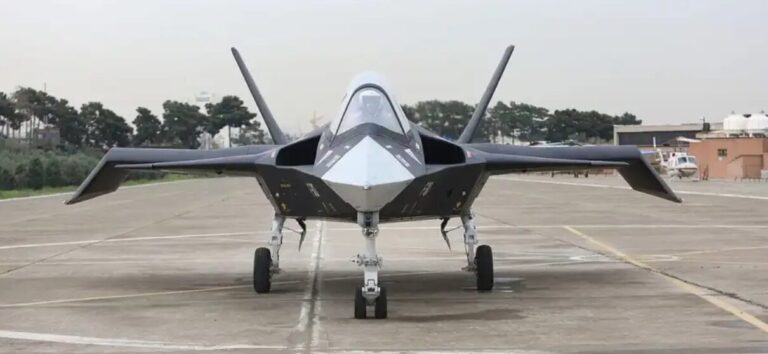 Iranian Air Force Aircraft Crash Kills 1 - The State Signal