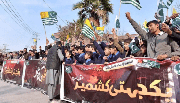 Kashmir Solidarity Day Sees Thousands Take to the Streets Across Pakistan - The State Signal