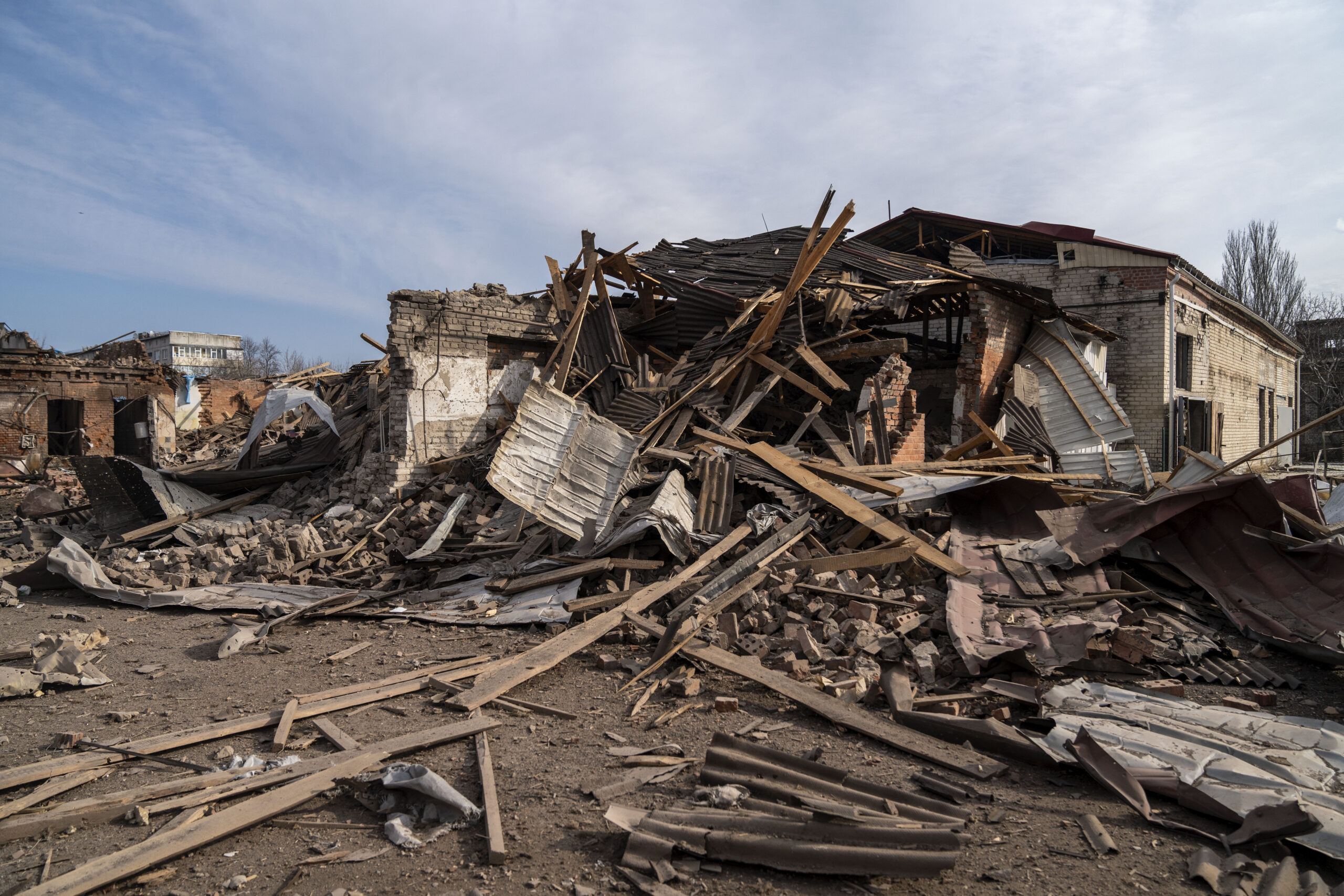 Russian Airstrikes on Ukraine Kill 4 - The State Signal