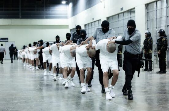 Salvadorans Disappearing After Being Deported Back to El Salvador; HRW - The State Signal