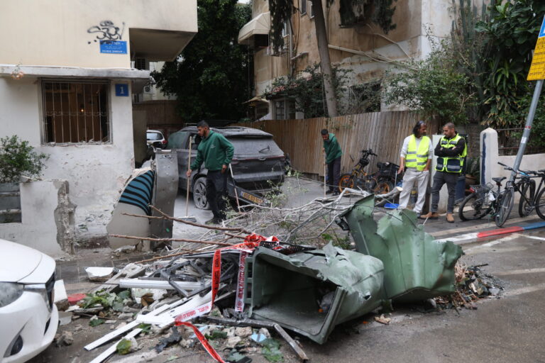 Iran War Updates: US-Israeli Attack on Residential Building in Karaj City Iran Kill 4 - The State Signal