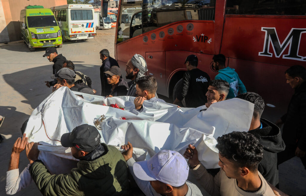 Israeli Army Attacks Across Gaza Strip Kill 5