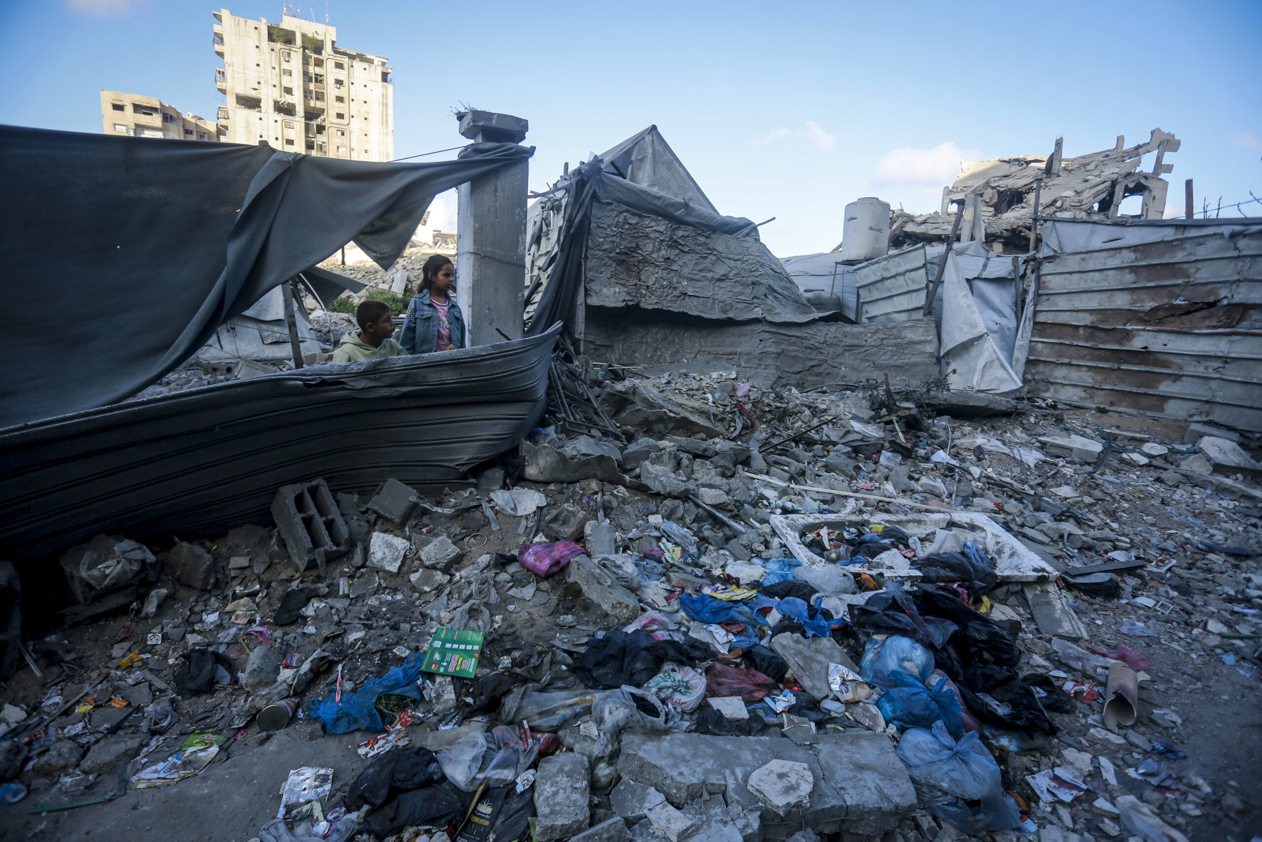 War-Damaged Building Collapse Kills 1 in Gaza City as Settler Violence and Army Raids Continue in West Bank - The State Signal