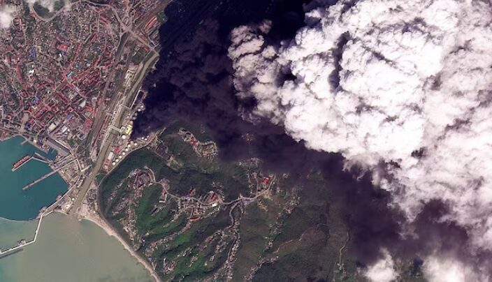 Tuapse Oil Refinery in Russia's Southern Krasnodar Krai Attacked by Drones Causing Fire - The State Signal